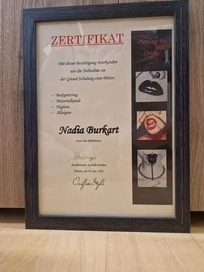 Zertifikat Grund-Schulung Piercer